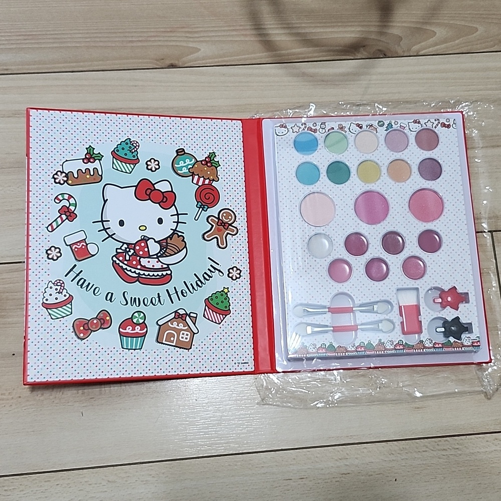 Hello kitty lip smacker - Picture 3 of 3